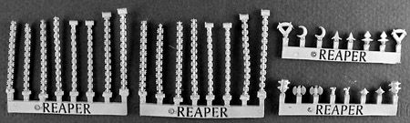 Spiked Chain Weapons Pack (32), 3076 Reaper Miniatures, Inc.
