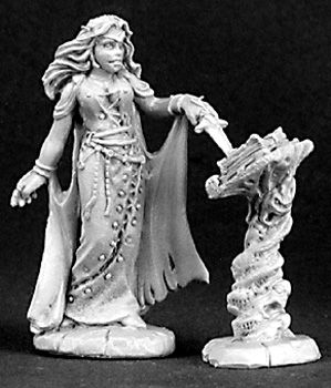 Female Necromancer and Tome (OOP), 3138 Reaper Miniatures, Inc.